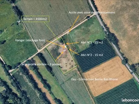 terrain pour chevaux - 4500m2 - 49000