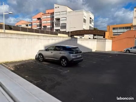 parking centre station