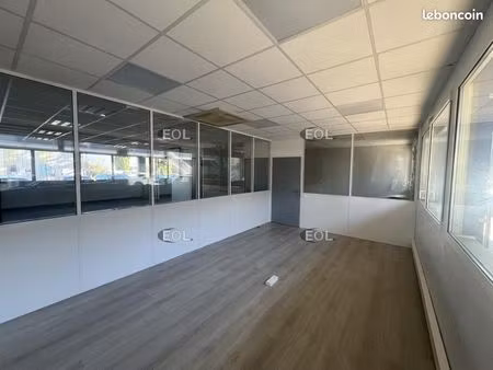 bureaux 210 m²