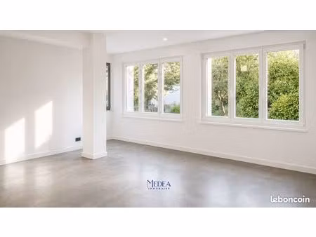 bureaux 18 m² ceyreste