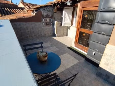 34290 sud france occitanie  terrasse panoramique
