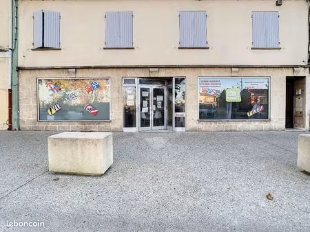 local d'activité 59 m²
