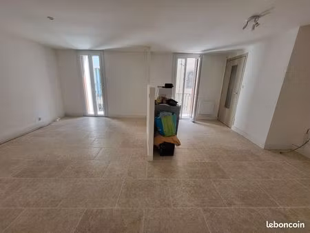 soubès maison de ville 60m² rénovée