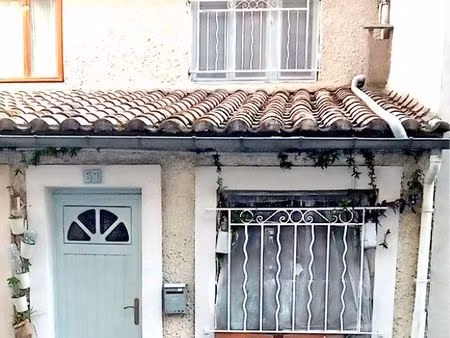 petite maison de charme t2 quartier haut