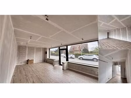 bureaux à louer à manage (vbe17609)