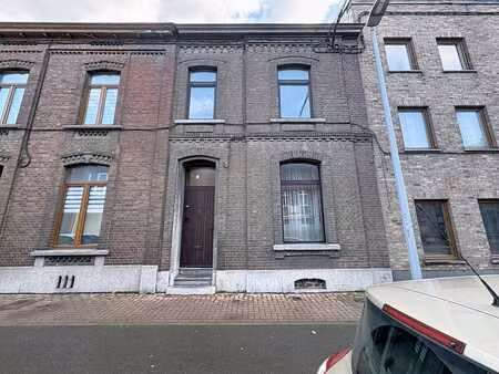 maison 3 chambres avec possibilité 5.