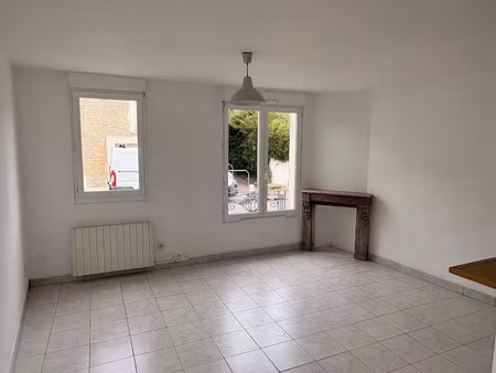 location maison 3 pièces 55 m² à soliers (14540)  670 €