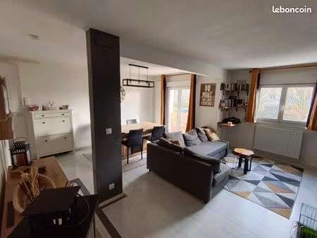 appartement / 70m2 / 2 chambres