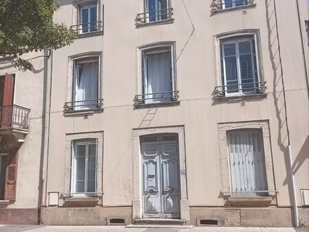 appartement t3  à rénover