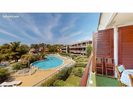 t2 meublé avec parking + piscine – résidence sécurisée – la ciotat quartier le liouquet