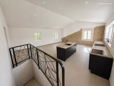 appartement 4 pièces 94 m²