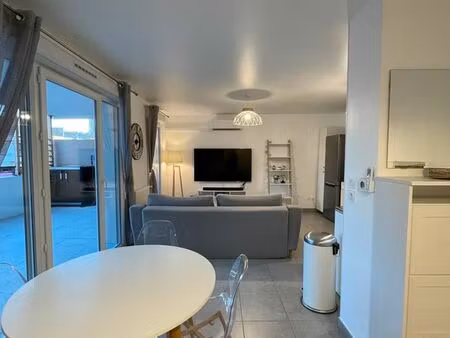 appartement meublé 2 pièces 46m² + grande terrasse et double stationnement