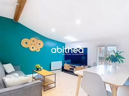 immeuble 12 pièces 138 m²