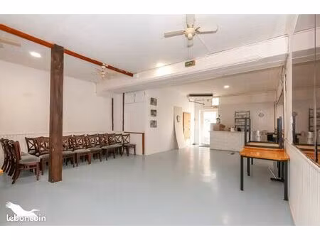 immeuble 390 m² pomerols