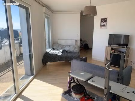 a louer grand studio
