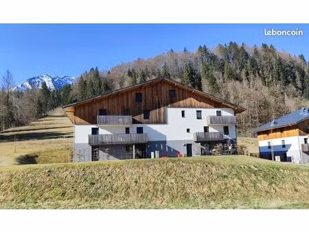 location garage box 2 places fermé 25m² abondance