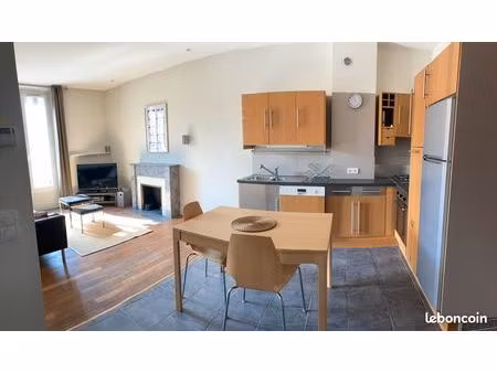t2 - meuble - tbe - 52 m² - grenoble centre