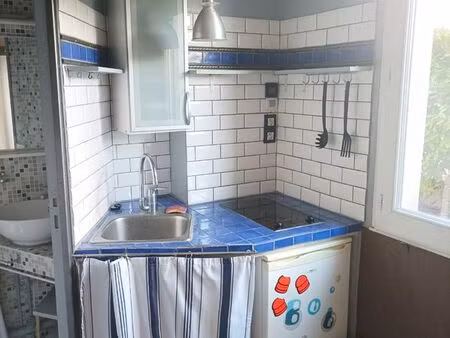 studio idéal pour étudiant à 2mn à pied du rer a
