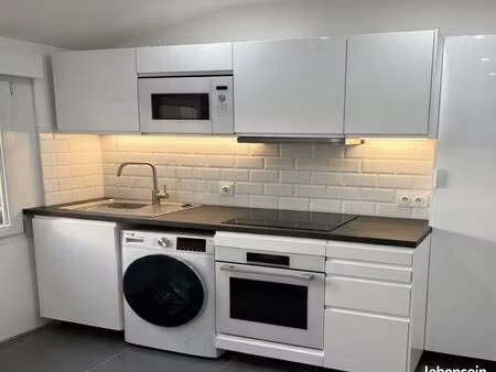 f2 tout équipé + jardin terrasse ( 55m2 )