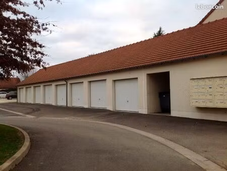 garage à louer chateauneuf sur loire