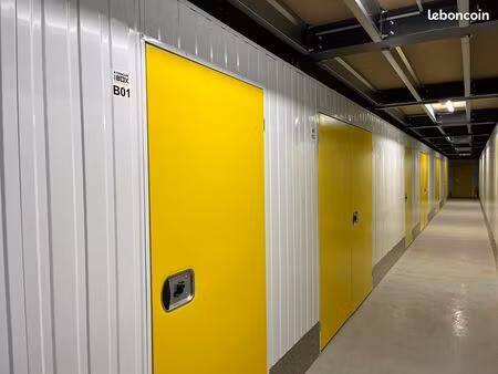 garage/box 7 m² reze