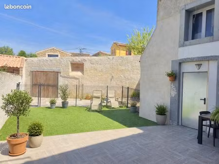 grande maison familiale rénovée – 225 m² – 6 chambres – grande cour intime et sécurisée