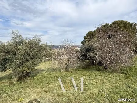 terrain 1058 m² villeveyrac