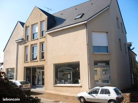 appartement t2bis ambrieres les vallees