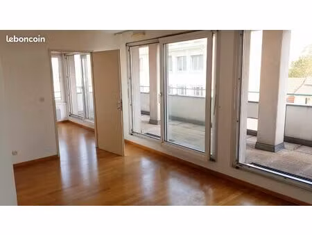 f2 rue schwilgué