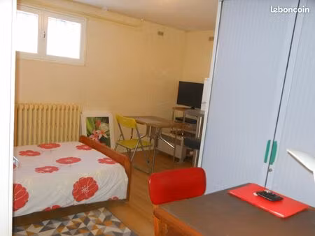 chambre studio 16m2 sur st doulchard