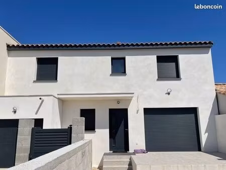 villa 4 pièces 80 m²