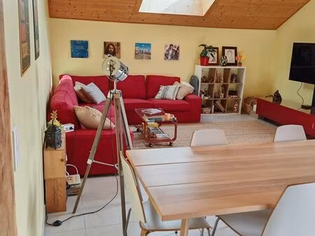 particulier loue grand t4 lumineux segny centre village