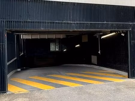 place de parking sécurisée à louer – cesson-sévigné
