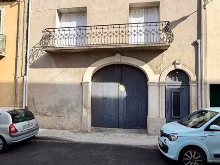 maison de ville - beau potentiel