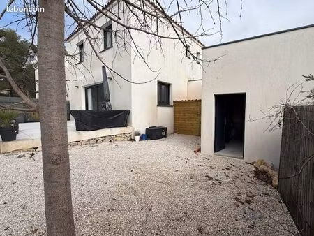 villa 4 pièces 98 m²