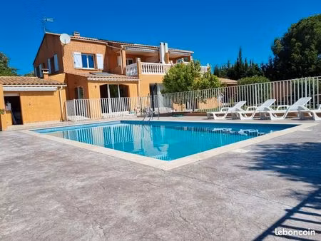 propriété + 3 gîtes   surface 265m² habitable