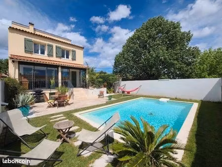 villa 6 pièces