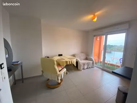 loue studio meublé
