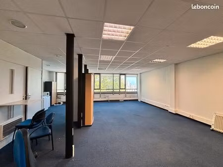 bureaux coeur ecusson