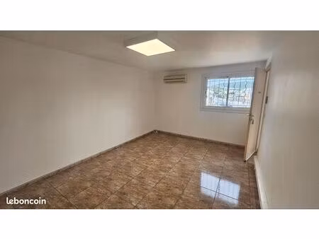 local à louer 15m2