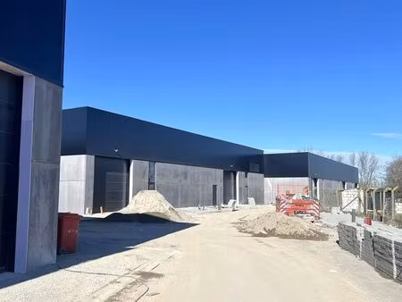 bien professionnel à louer à herzele € 1.240 (lnu0v) | zimmo