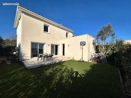 maison à louer saint andré de sangonis