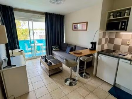 studio meublé 21 m² avec terrasse – résidence sécurisée