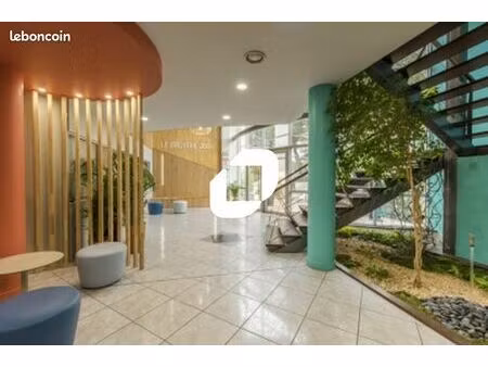 bureaux 62 m²