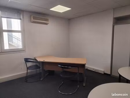 bureau à louer d’une surface de 12m²