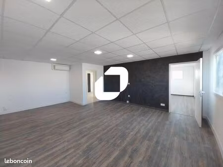 bureaux 200 m²