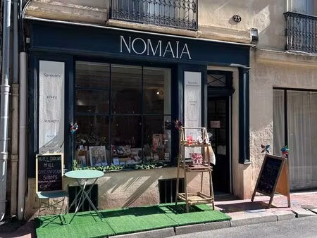 local de charme dans l'ecusson quartier historique