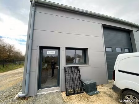 local d'activite 140 m² saint armel