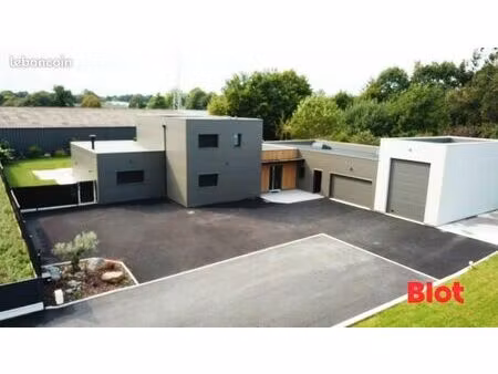 maison 5 pièces 200 m²