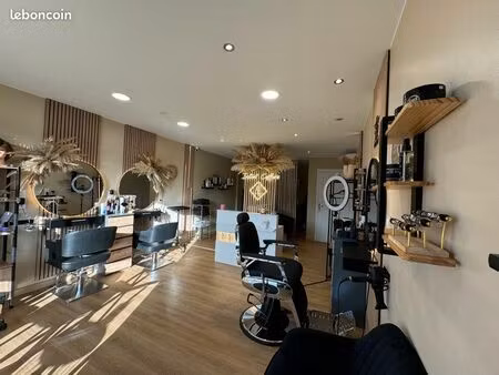 vend fond de commerce salon de coiffure mixte